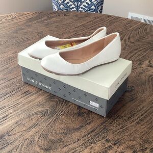Sun + Stone Women's Cream Ballet Flats